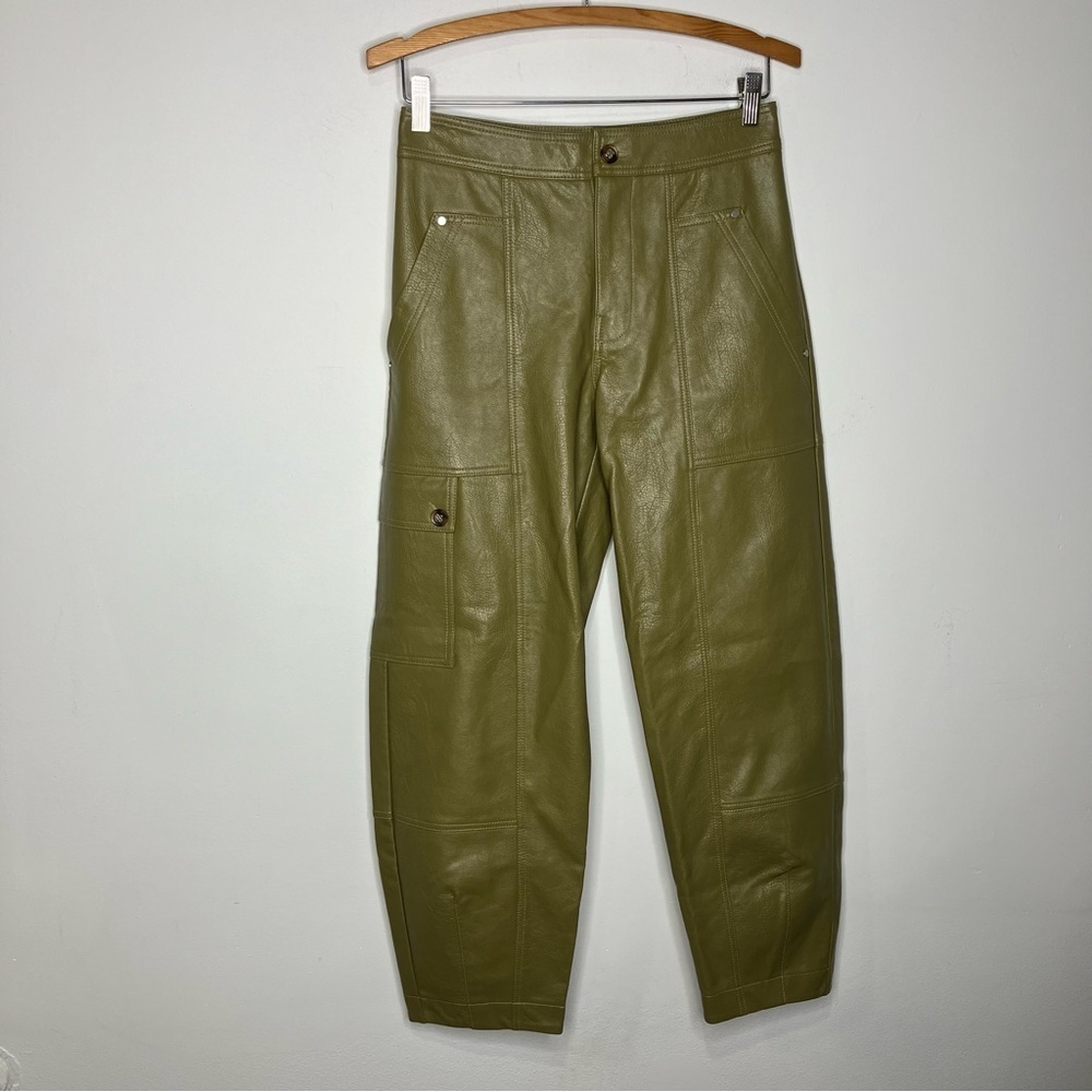 By Anthropologie green faux leather barrel pants pleather‎ size 0 trendy